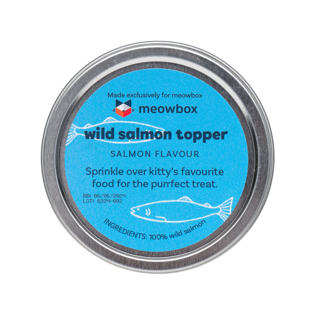 tin of a dried wild salmon cat food garnish 